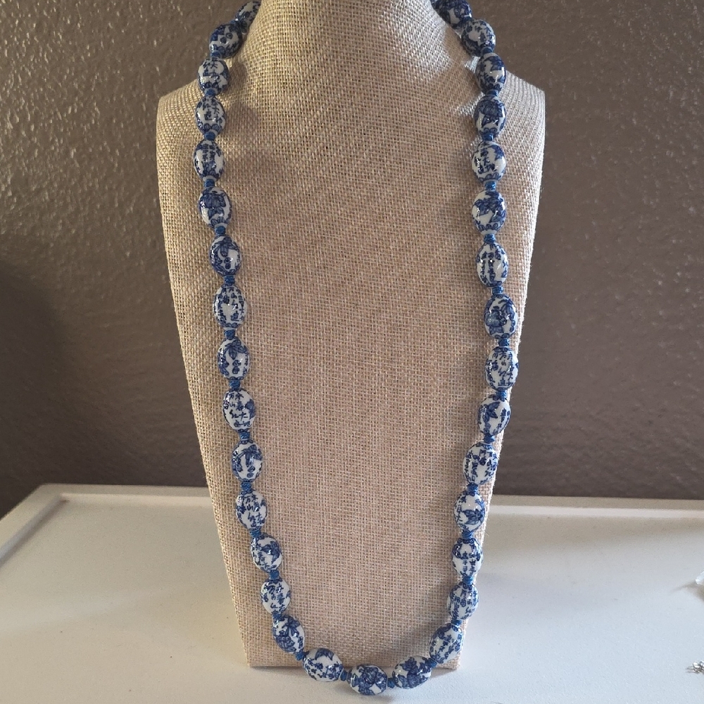 Vintage Chinese Porcelain Hand Painted Beaded Necklace